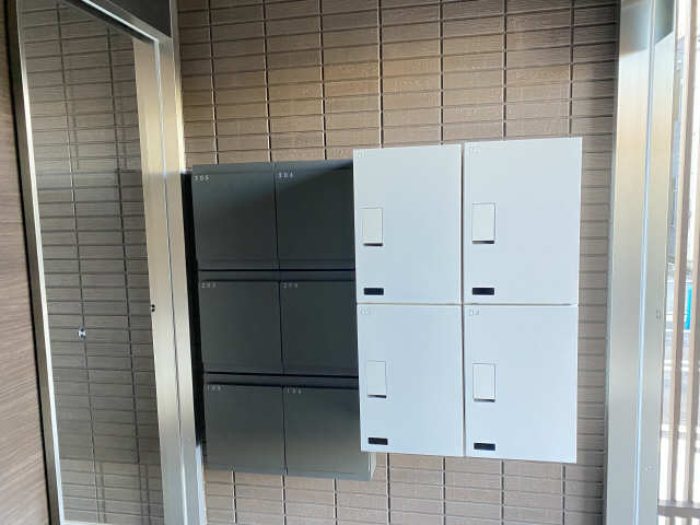 宅配ボックス