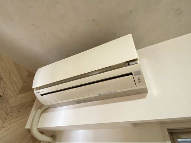 洋室エアコン