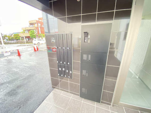 宅配BOX