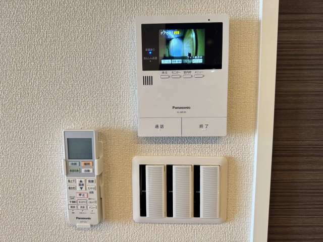 モニター付きインターホン