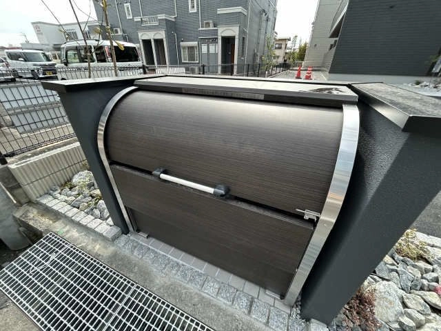 敷地内ゴミ置き場