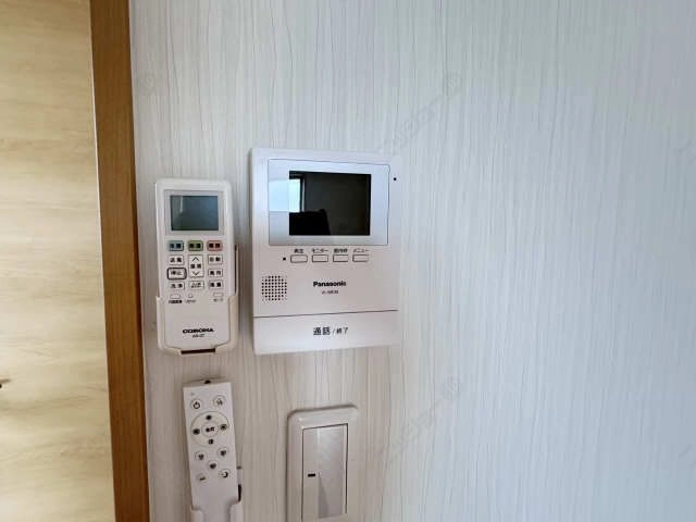 モニター付きインターホン