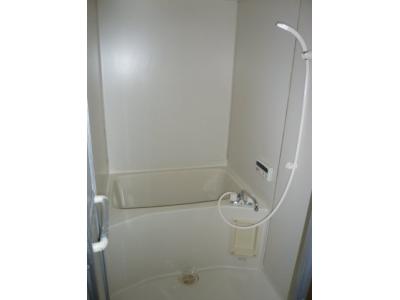 クリスタルサンエバー 1階 浴室