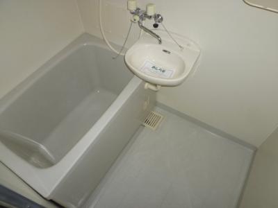 メバルステート 1階 浴室