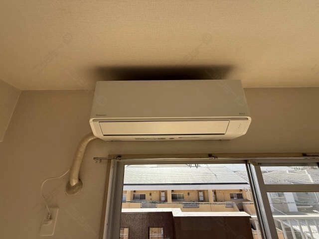 洋室エアコン