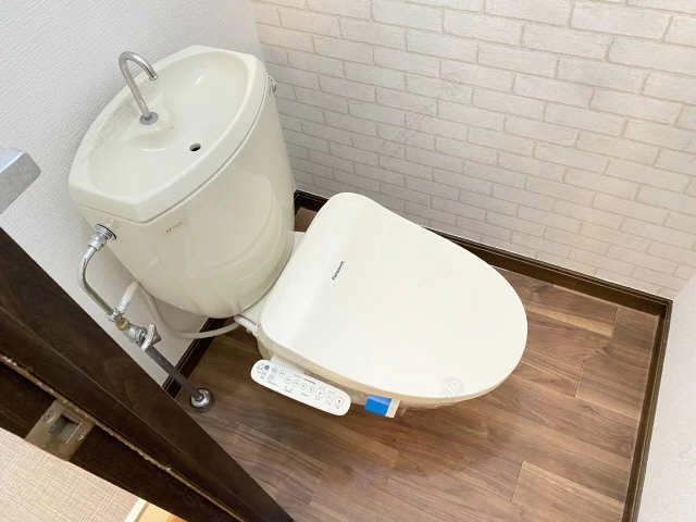 WC