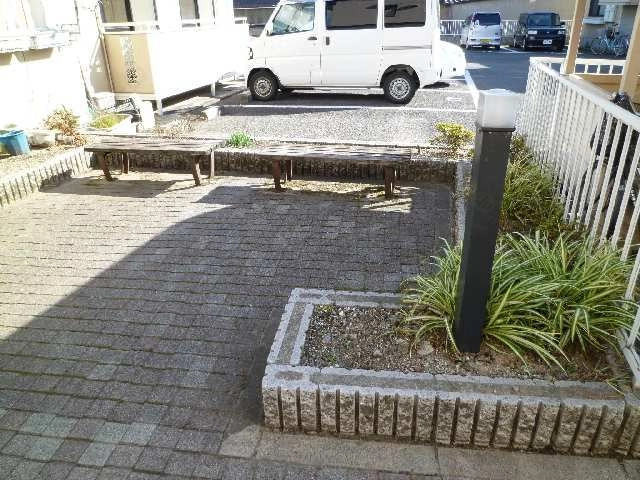 共用ベンチ