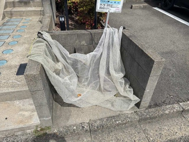 敷地内ゴミ置場