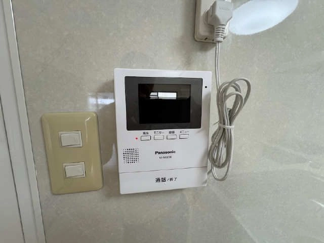 モニター付きインターホン