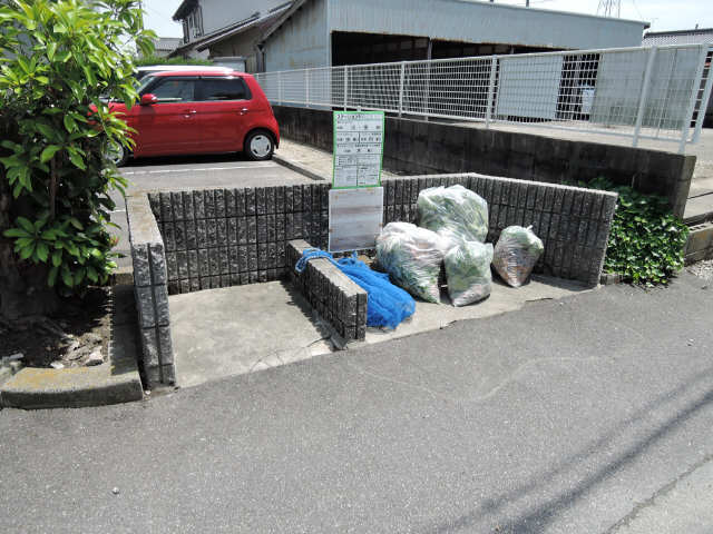 ゴミステーション