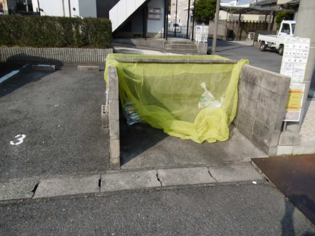 ゴミ集積場所