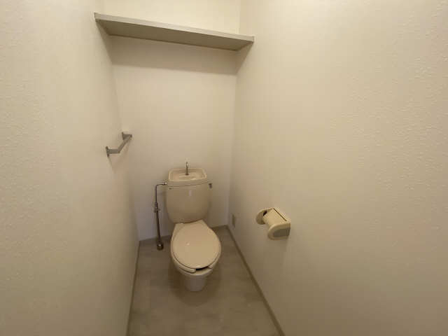 サンドリバー・中川 2階 WC