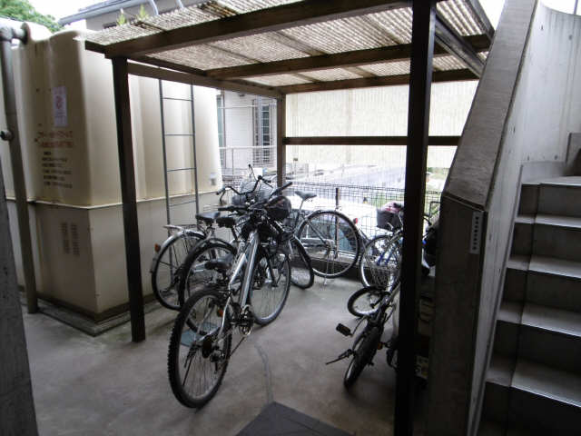 駐輪��場