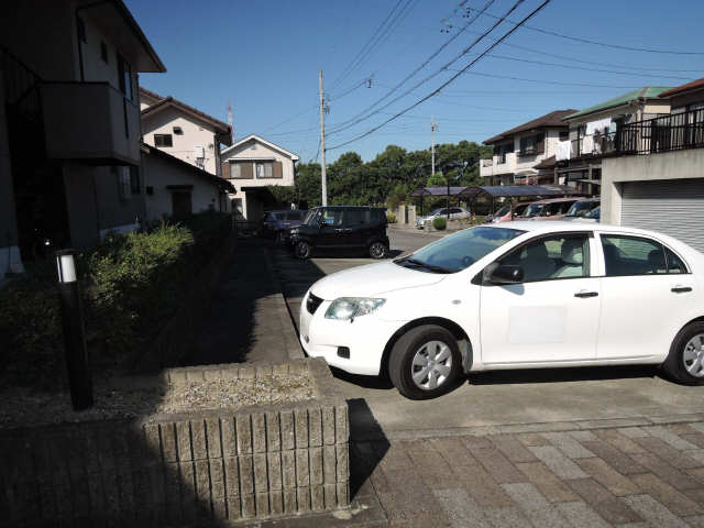 グリーンハイツ土井山　Ａ棟 2階 駐車場