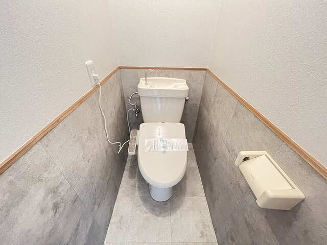 ハイツオオイワ 1階 WC