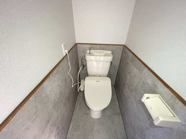 ハイツオオイワ 1階 WC