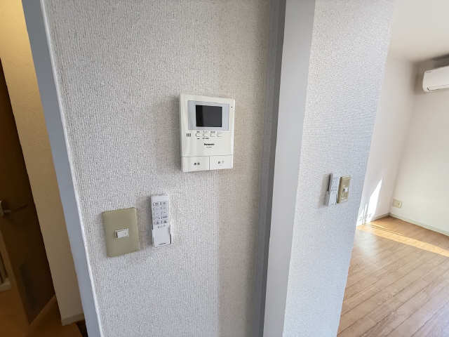 モニター付きインターホン