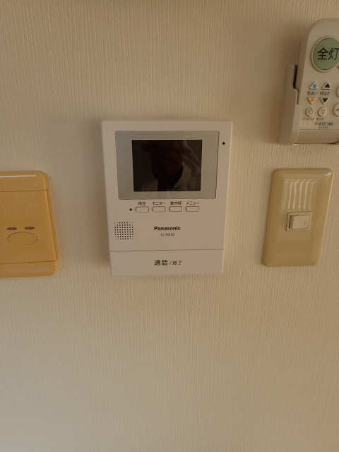 モニター付きインターホン