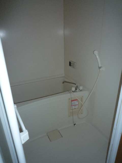 ハイツヤマオ 1階 浴室