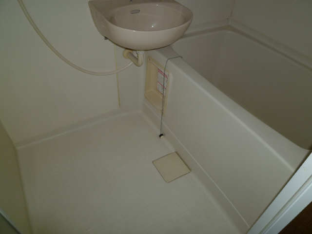 ハイツヤマオ 1階 浴室