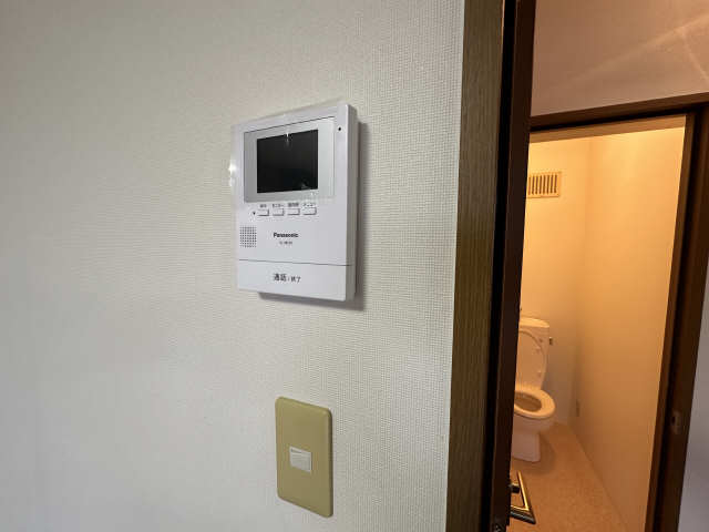 モニター付きインターホン