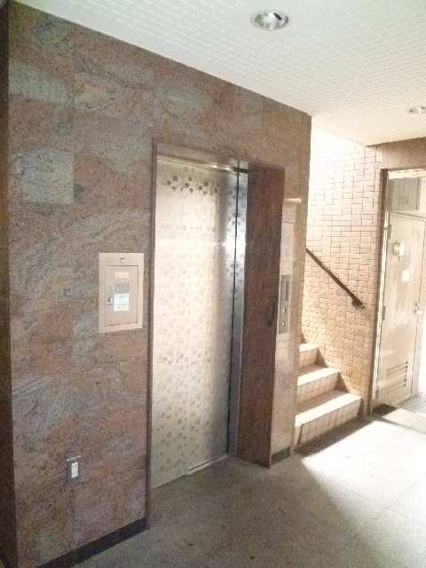 エレベーター