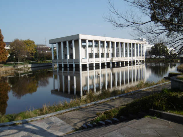 武豊町図書館