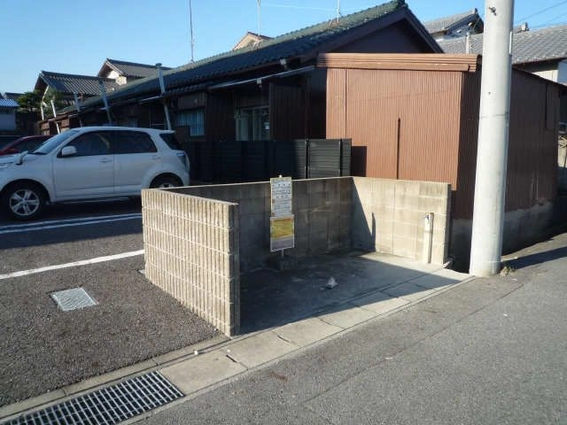 ゴミステーション