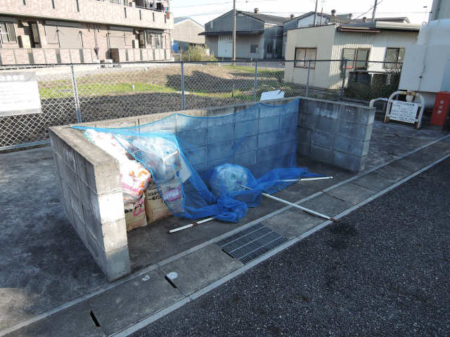 ゴミステーション