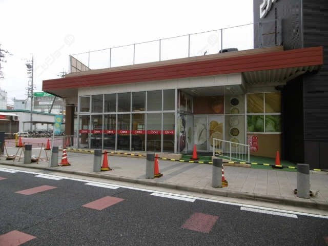 向かいのスーパーピアゴ