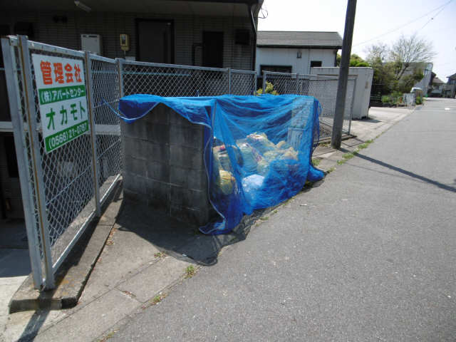 ゴミ集積場所