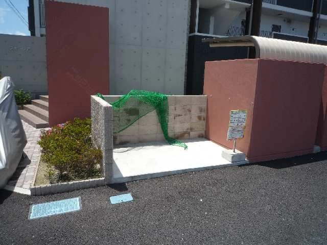 ゴミステーション