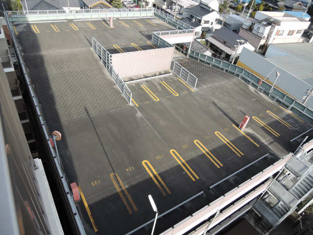立体駐車場