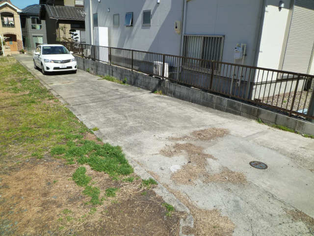 コーポ畑田町 2階 駐車場