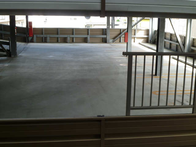 立体駐車場