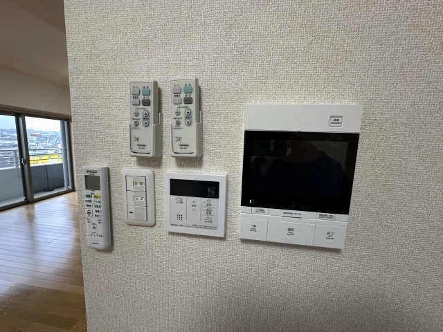 モニター付きインターホン