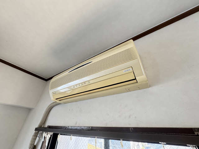 エアコン（リビング）