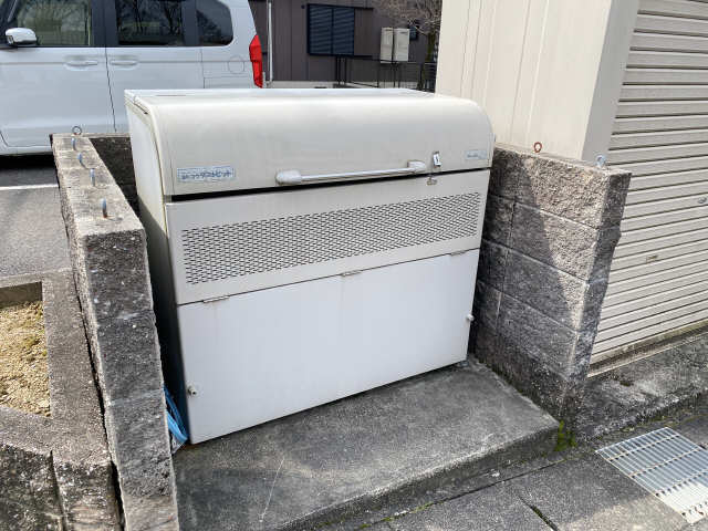 ゴミ置き場
