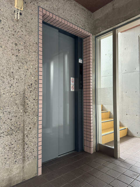 エレベーター