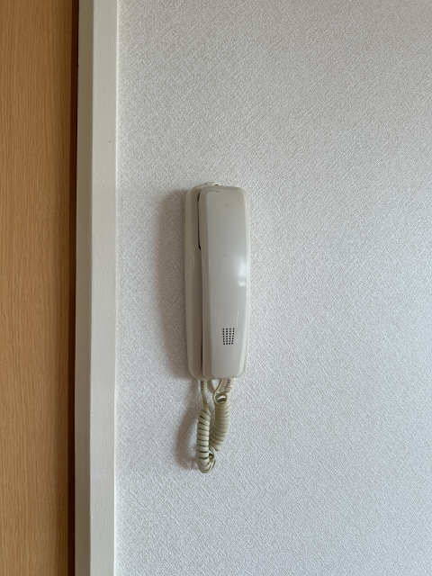 インターホン