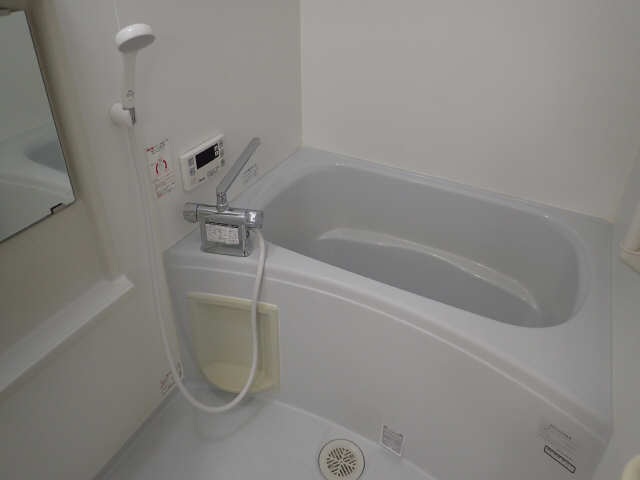 クレアージュ西中島 3階 浴室