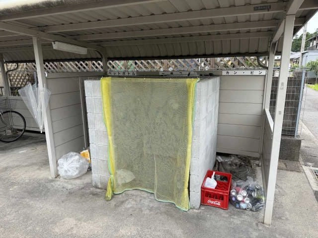 ゴミ置き場