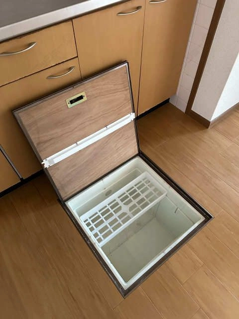 床下収納