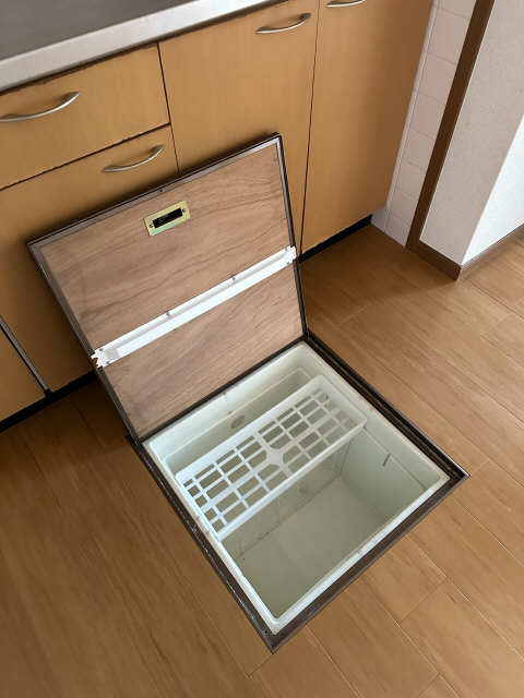 床下収納