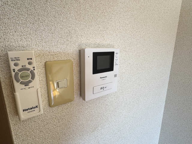 モニター付きインターホン