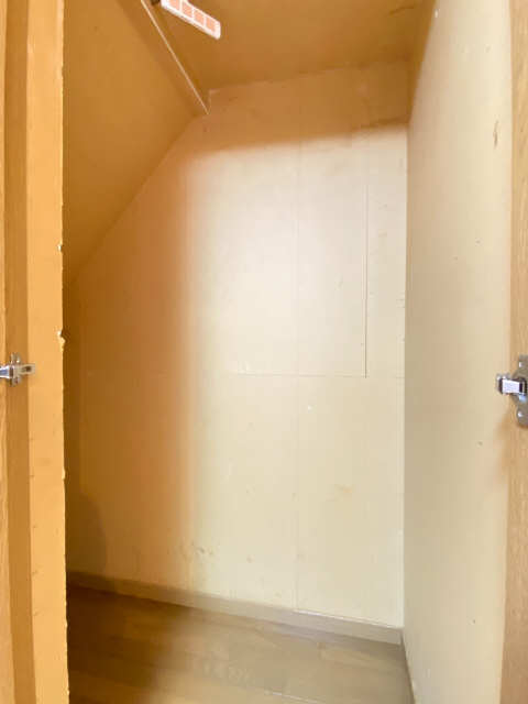 階段下収納