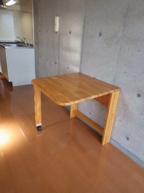 テーブル