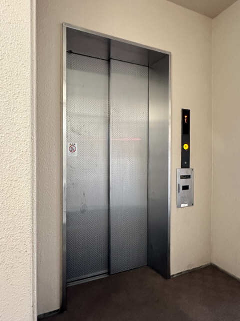 エレベーター