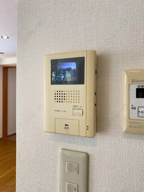 モニター付きインターホン