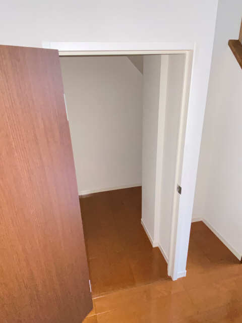 階段下収納